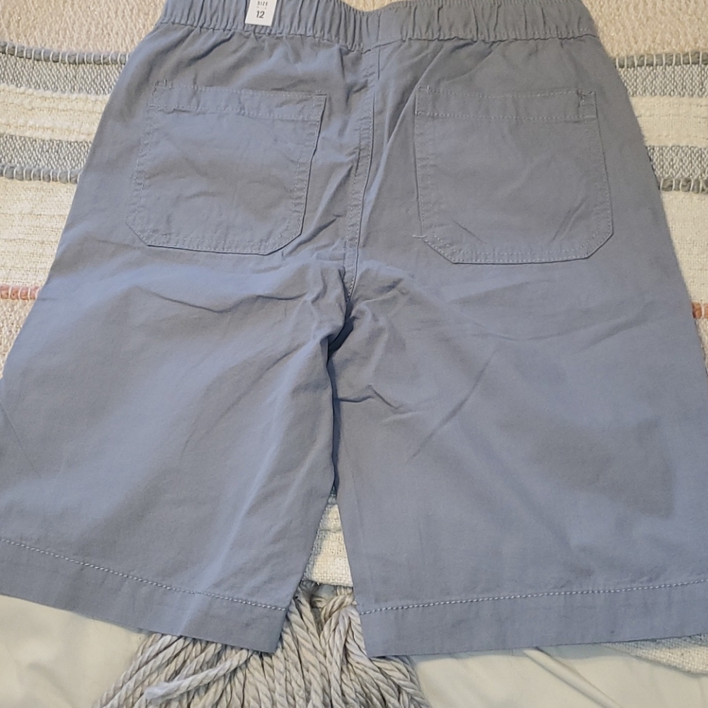 Shorts - Picture 4 of 5